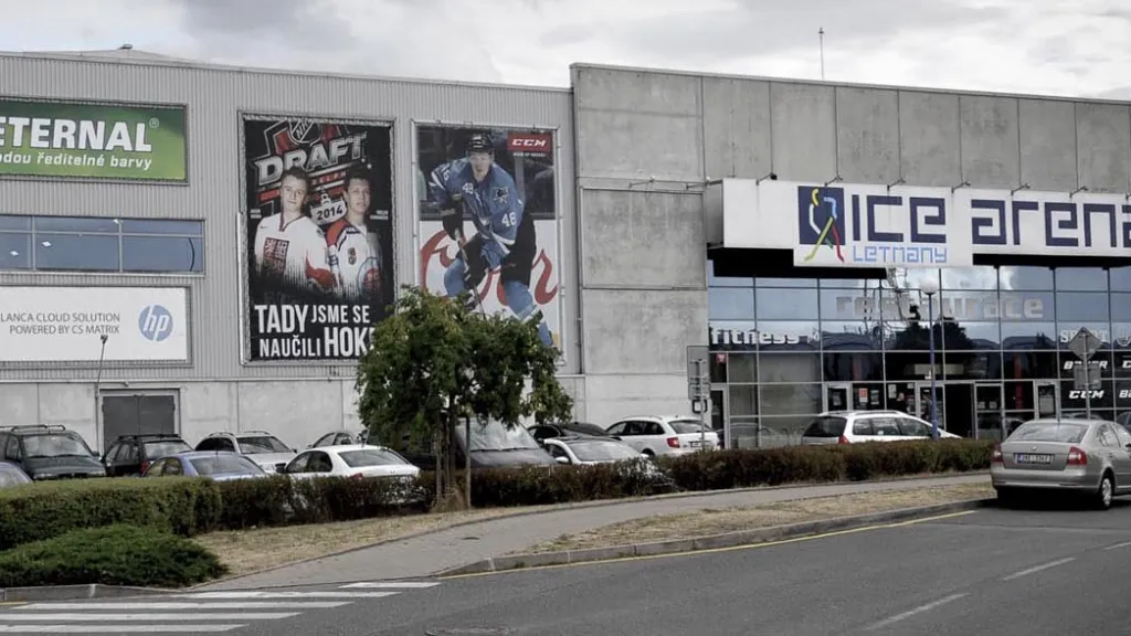 Zimní stadion v Letňanech