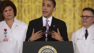 Obama s lékaři v Bílém domě