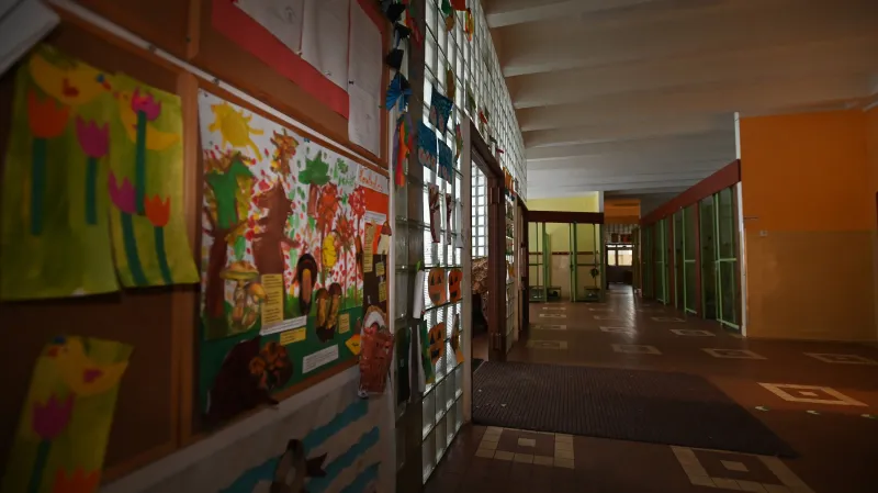 Uzavřená škola v Bukovanech na Sokolovsku