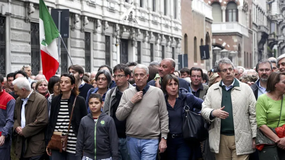 "Na Milán nám nesahejte," demonstrovali Italové
