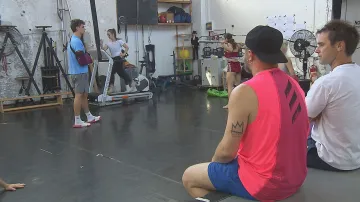 Zkouška na představení souboru Cirk La Putyka