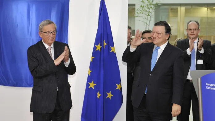 Barroso se loučí, štafetu přebírá Juncker