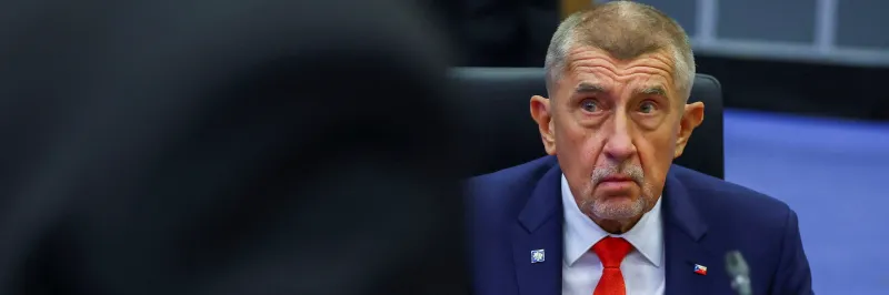 Vláda projedná podmínky pro humanitární dávky i novelu o elektronizaci školství