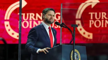 JD Vance promluvil na rozloučení se zastřeleným konzervativním aktivistou Charliem Kirkem