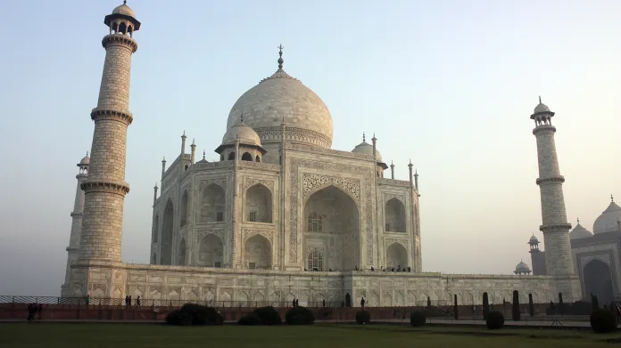 Indický chrám Tádž Mahal