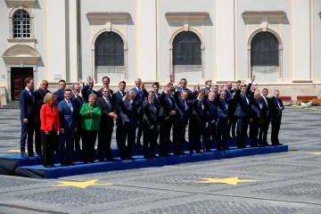 Summit EU zdůraznil jednotu. Elektroauta jsou krok k začátku konce automobilového průmyslu, řekl Babiš