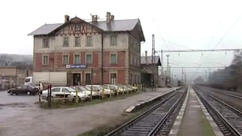 Nádražní budově z roku 1874 hrozí demolice