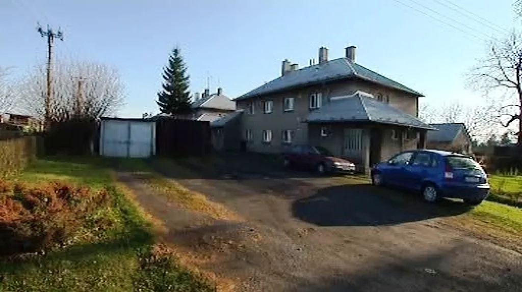 Dům