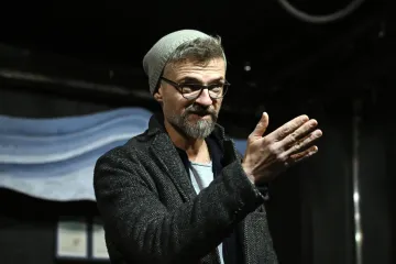 Sonda do historie. Pařízkova Amadoka uzavírá v Divadle X10 „ukrajinskou trilogii“