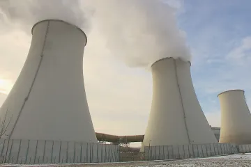 Vláda chce do roku 2033 prosadit odklon od uhlí. Podle opozice to není reálné