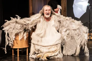 Anděl v lihu je poctou Pechovi, svého přítele hraje Polívka