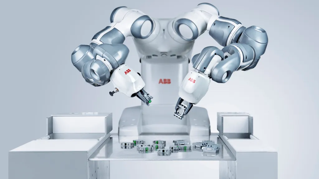 Společnost ABB vyvinula průmyslového robota se dvěma pažemi pro montáž drobných součástek, který dokáže spolupracovat s člověkem. Zařízení tvoří flexibilní paže, systém podávání součástek, kamerový systém umísťování součástek a robotické řízení na špičkové úrovni.