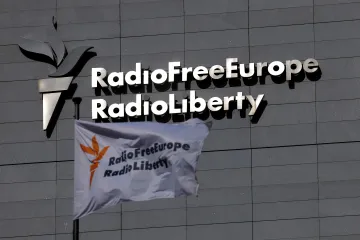 Rádio Svobodná Evropa dostalo se zpožděním peníze na duben