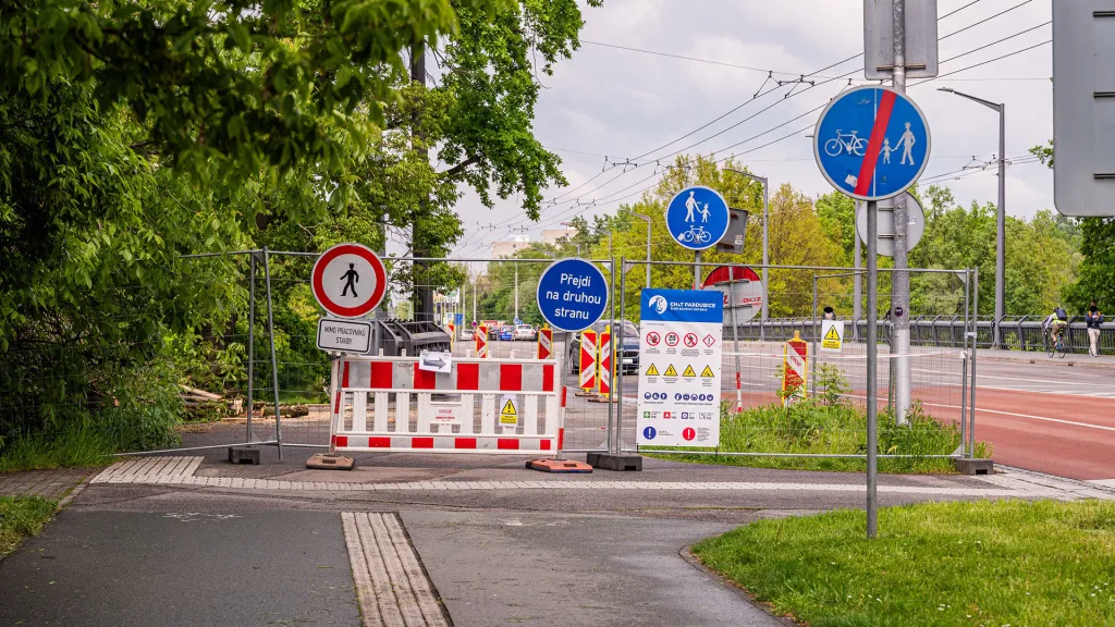 Wonkův most v Pardubicích v květnu