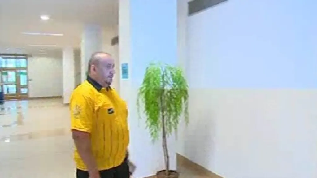 Muž z Holešova je obviněný z týraní družky a dětí