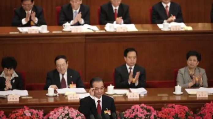 Čínský premiér při projevu v parlamentu