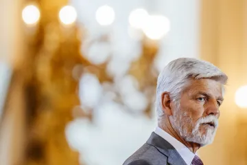 Prezident podal kompetenční žalobu na vládu kvůli účasti na summitu NATO