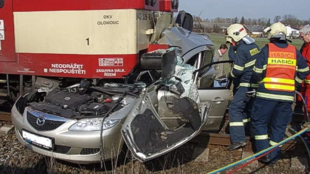 Srážka vlaku s autem