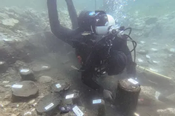 Archeologové objevili nejstarší evropské jezerní město. Předchází i těm ve Středomoří