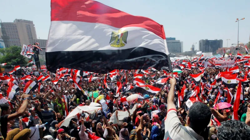 Demonstrace na náměstí Tahrír