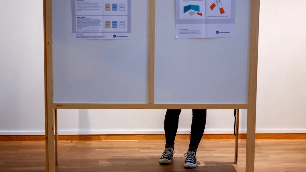 Parlamentní volby ve Švédsku (13. září 2026)