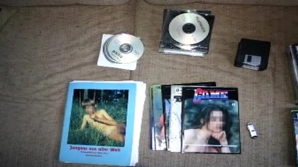 Zadržená dětská pornografie