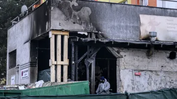 Vyhořelá restaurace v Mostě