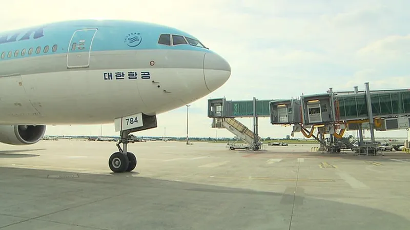 Rozšířené stání v Ruzyni je určeno zejména pro typy A380, Boeing 747 a 777-300. Obslouží i kratší letadla, jako je Boeing 777-200.