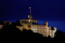 Muž zatčený na pozemku hradu Windsor je zadržován na základě zákona o duševním zdraví