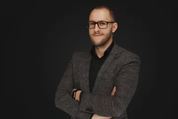 Deník N: Slovensko dalo ochranu Marčevskému, který je na českém sankčním seznamu