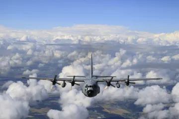 Poblíž hranice mezi Ázerbájdžánem a Gruzií havaroval nákladní letoun turecké armády