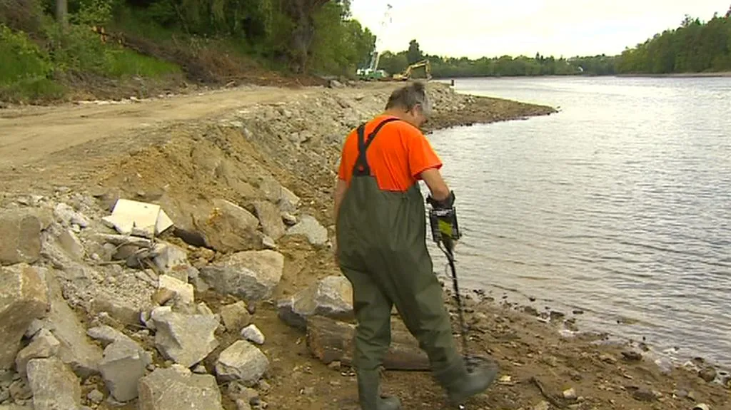Pyrotechnický průzkum