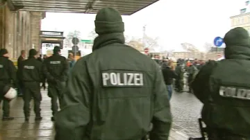 Na pochod v Drážďanech dohlíží policie