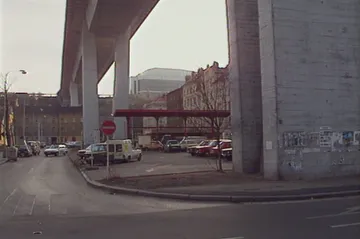 30 let zpět: Zabezpečení Nuselského mostu proti sebevrahům