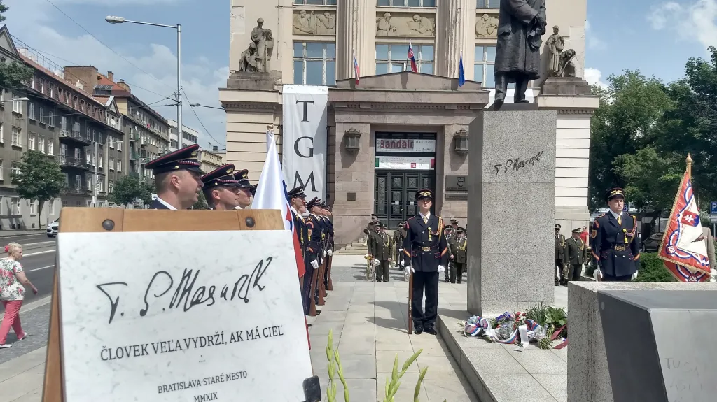 Náměstí T. G. Masaryka v Bratislavě - slavnostní otevření
