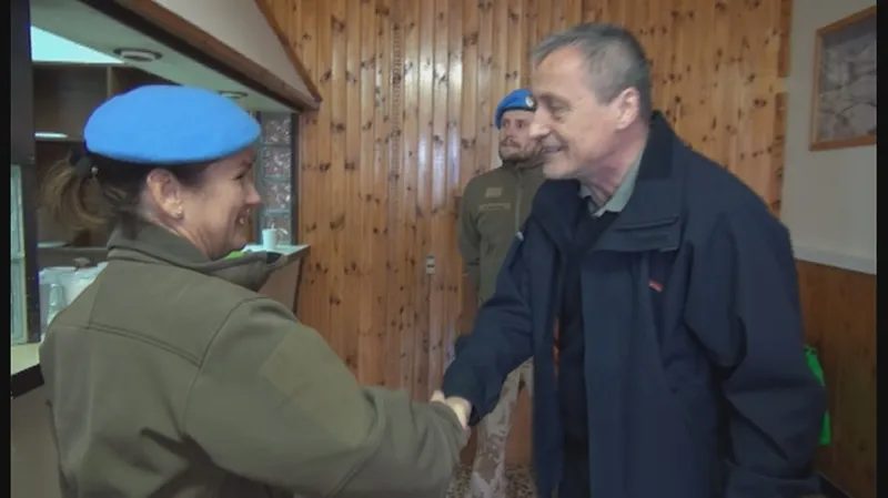 Ministr Stropnický s českými vojáky v Izraeli