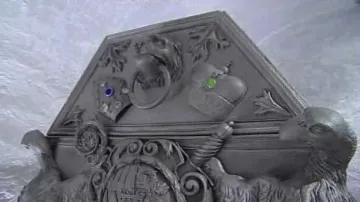 Zrekonstruovaný sarkofág