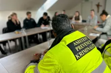 Na dvě stovky asistentů prevence kriminality nemusí být peníze