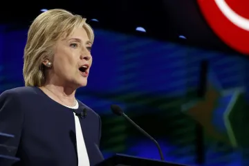 Demokraté zahájili hru o Bílý dům. Dominovali Clintonová a Sanders