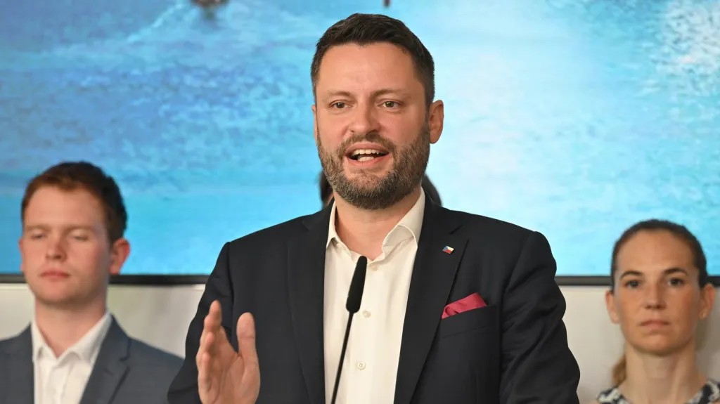 Tisková konference kandidáta ANO na pražského primátora Ondřeje Prokopa k jeho kauze nepřiznaných družstevních bytů (19. června 2026)