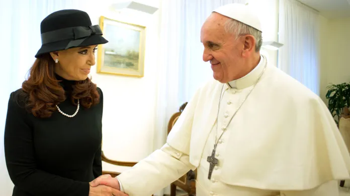 Papež František a Cristina Fernándezová