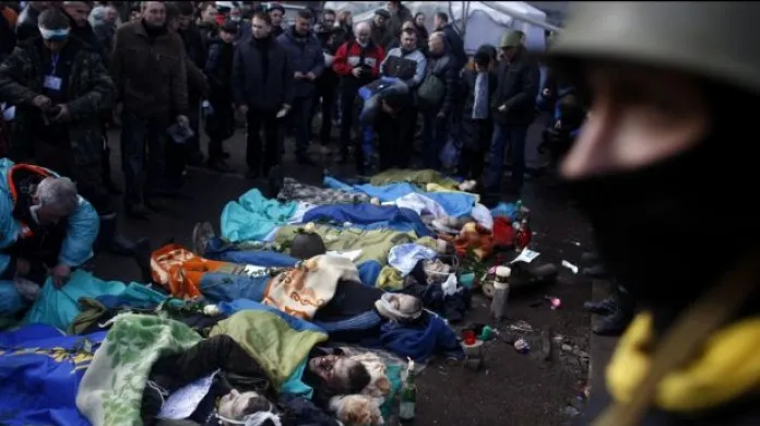 Výsledky vyšetřování: Za krveprolití v Kyjevě může Janukovyč