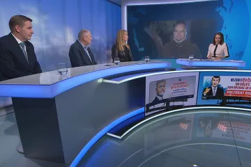 Společnost je vyhrocená, u jiných voleb to ale bylo podobné, zaznělo v debatě novinářů a politologů