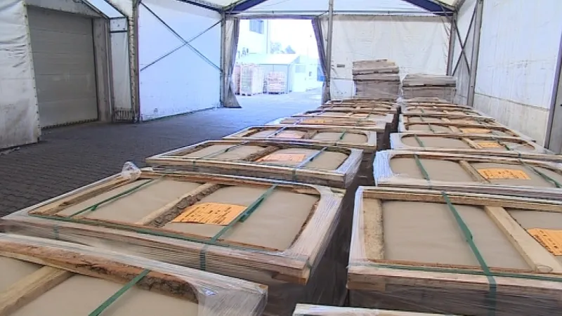 Palety s volebními lístky