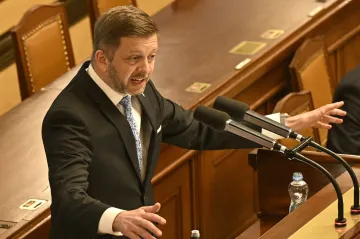 Podezřelý ze žhářského útoku v Praze jednal sám, řekl Rakušan