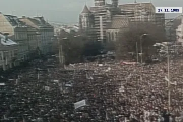 Občanské fórum provedlo revolucí i Košice. Veřejnost proti násilí přišla až s volbami