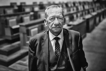 Zemřel předseda Senátu Jaroslav Kubera