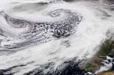 Meteorolog Žák: Proč zažíváme v poslední době tolik silných bouří