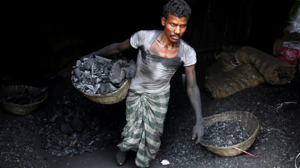 Indie je třetím největším spotřebitelem uhlí na světě. Hned po Číně a Spojených státech