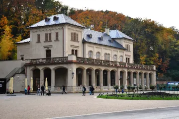 Šlechtova restaurace otevře až na jaře a jen částečně. Oprava se prodražila